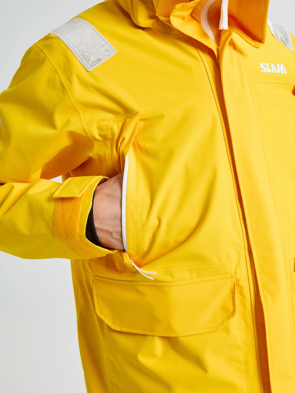 Altura Jacket